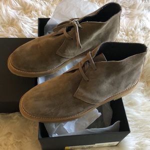 NEW! Vince suede Clay/Flint desert chukka boot lace up w/rubber sole sz. 8 1/2